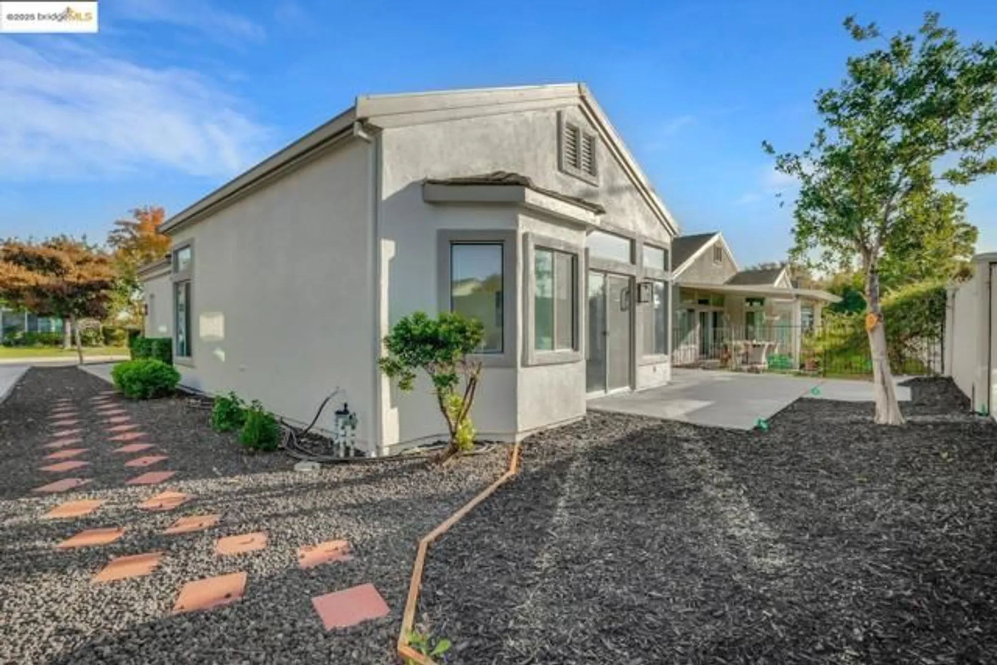 Property Slideshow image 30 of 44 | 1898 crispin dr, Brentwood, CA, 94513