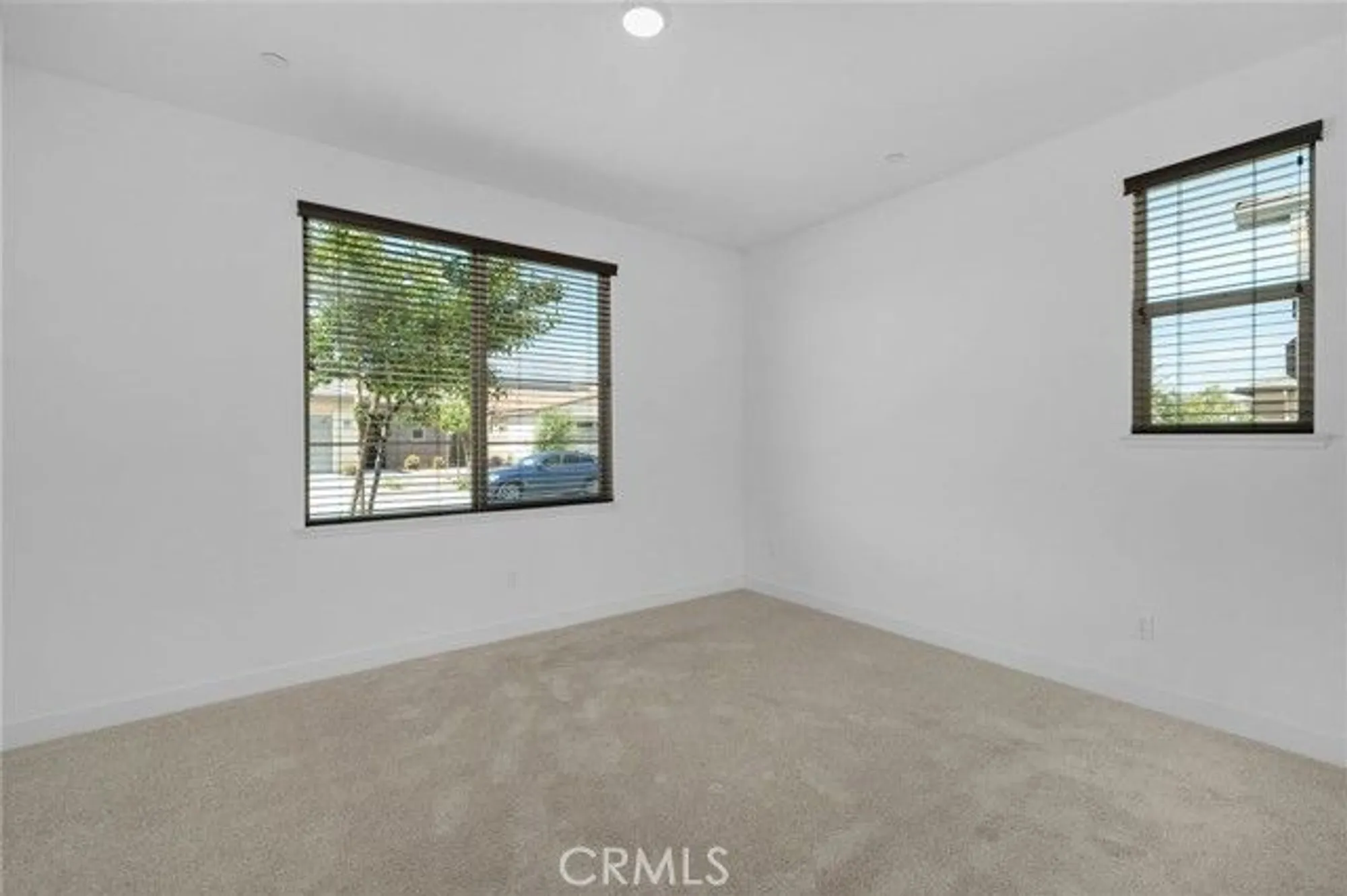 Property Slideshow image 27 of 54 | 1649 spring run ln, Beaumont, CA, 92223