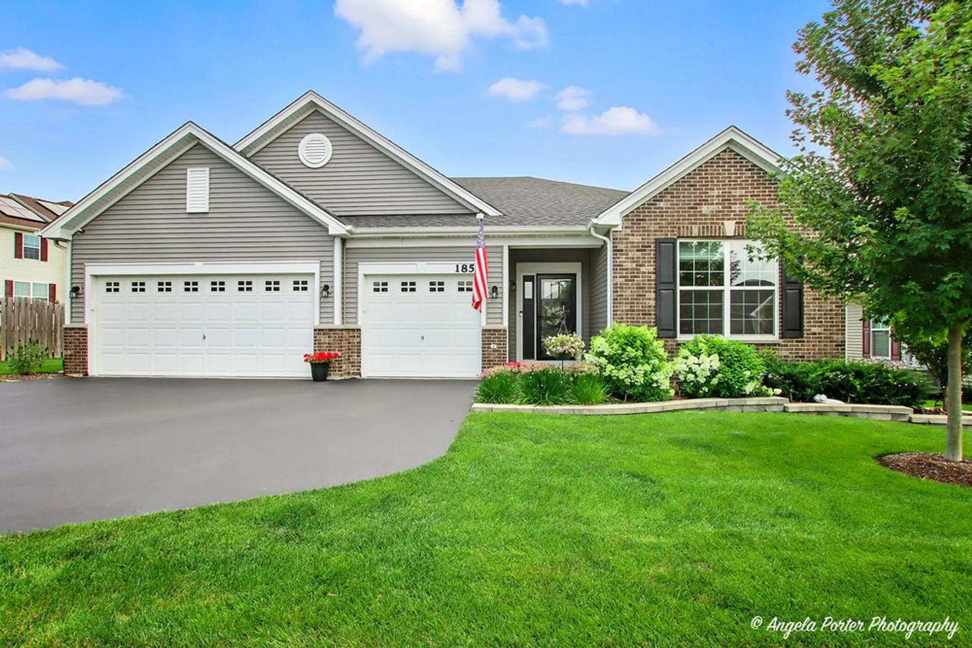Property Slideshow image 1 of 36 | 1855 alta dr, Volo, IL, 60020