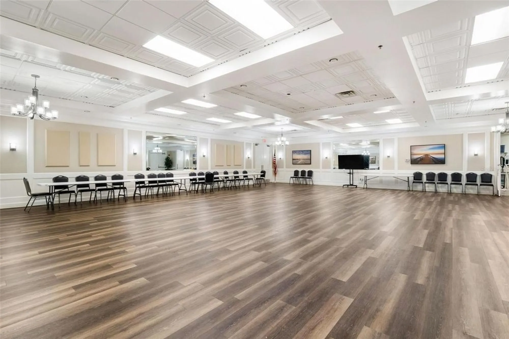 Property Slideshow image 30 of 33 | 201 bedford trl apt 123, Sun City Center, FL, 33573