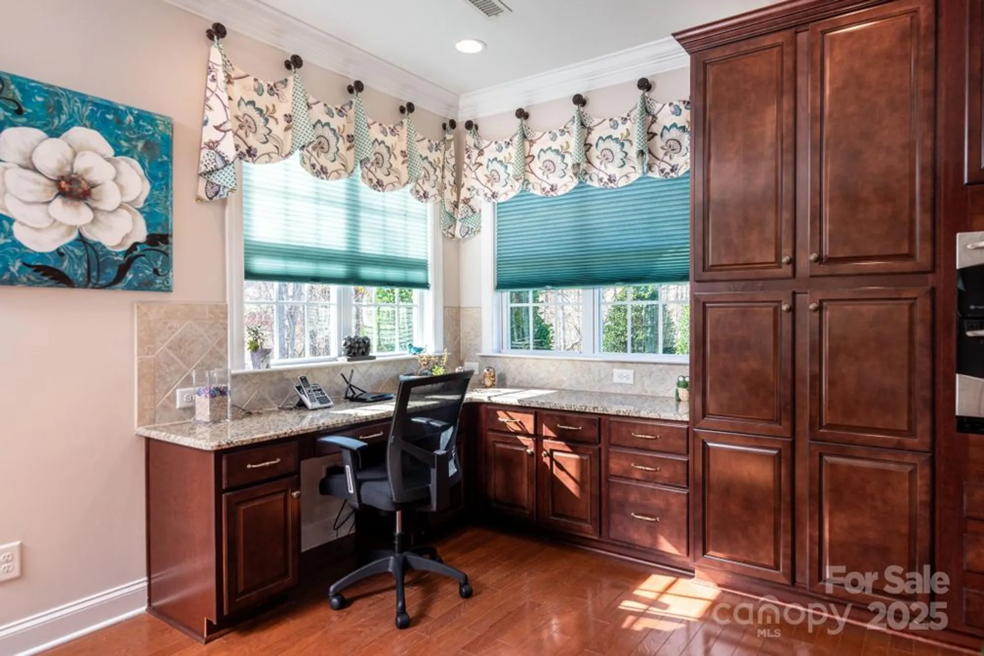 Property Slideshow image 12 of 44 | 12612 meetinghouse dr, Cornelius, NC, 28031