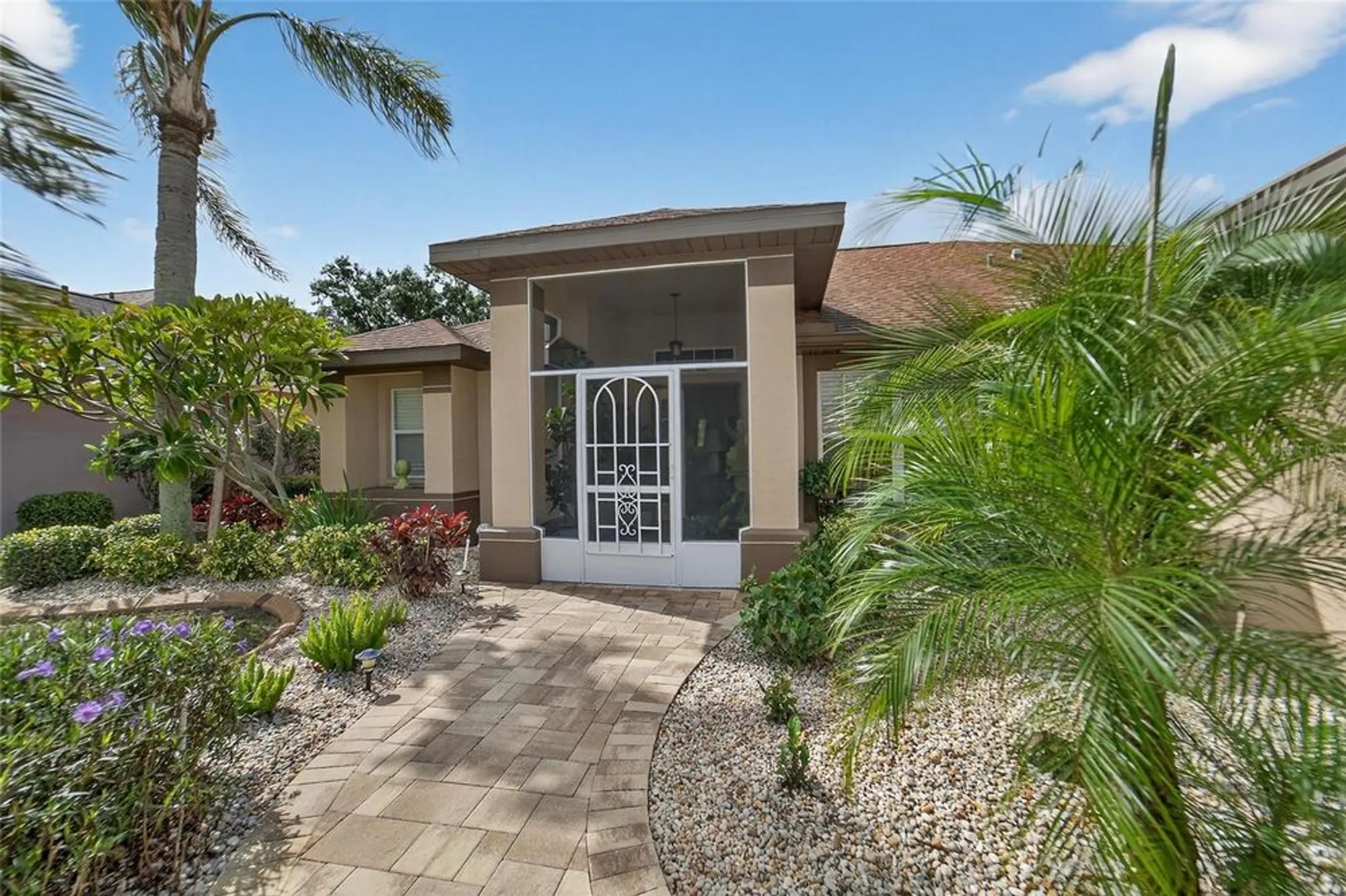 Property Slideshow image 3 of 73 | 326 caloosa palms ct, Sun City Center, FL, 33573
