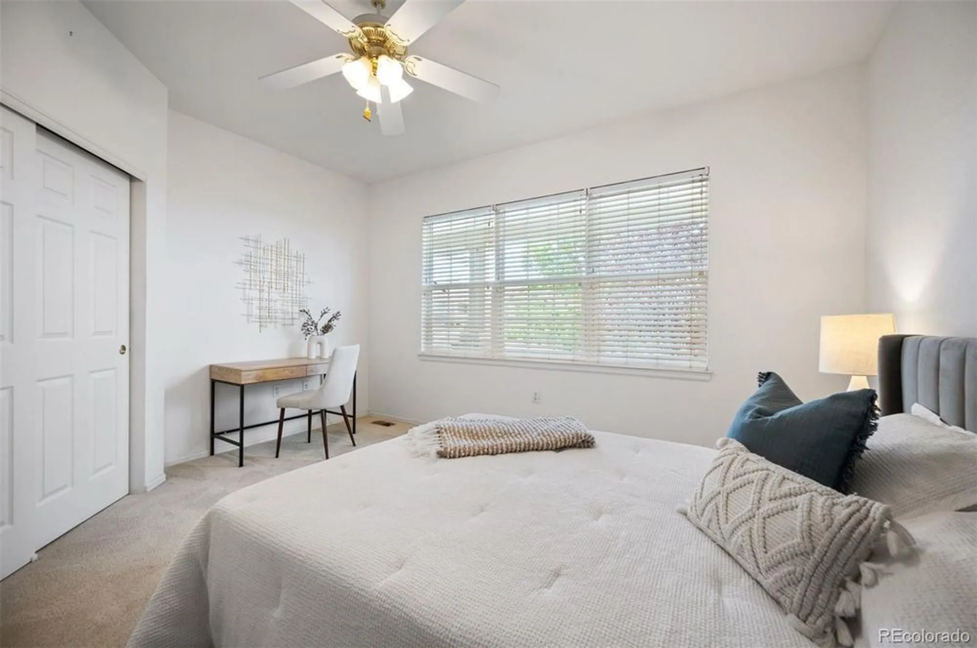 Property Slideshow image 26 of 35 | 23440 e moraine pl, Aurora, CO, 80016