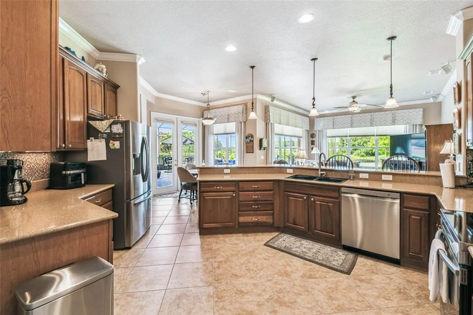 Property Slideshow image 13 of 63 | 541 milano rd, Kissimmee, FL, 34759