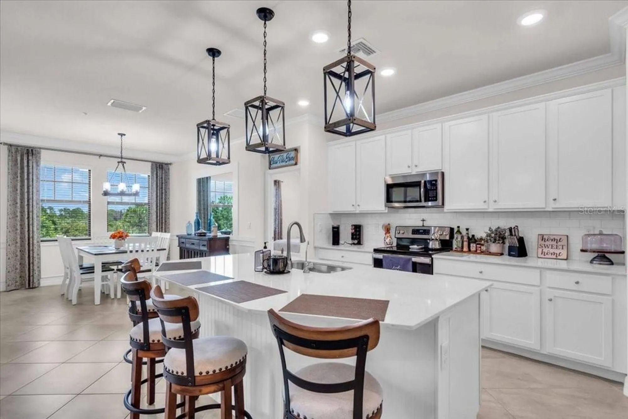 Property Slideshow image 15 of 51 | 10051 crooked creek dr 202, Venice, FL, 34293