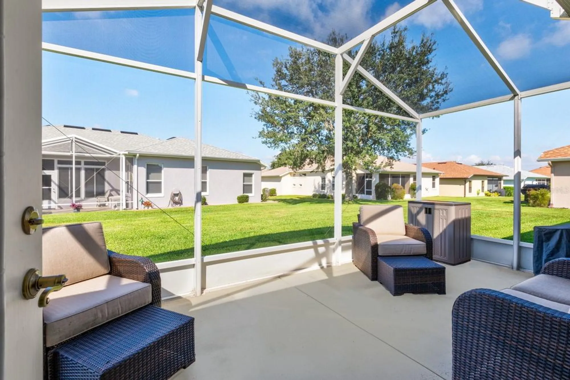 Property Slideshow image 15 of 35 | 27401 pine straw rd, Leesburg, FL, 34748