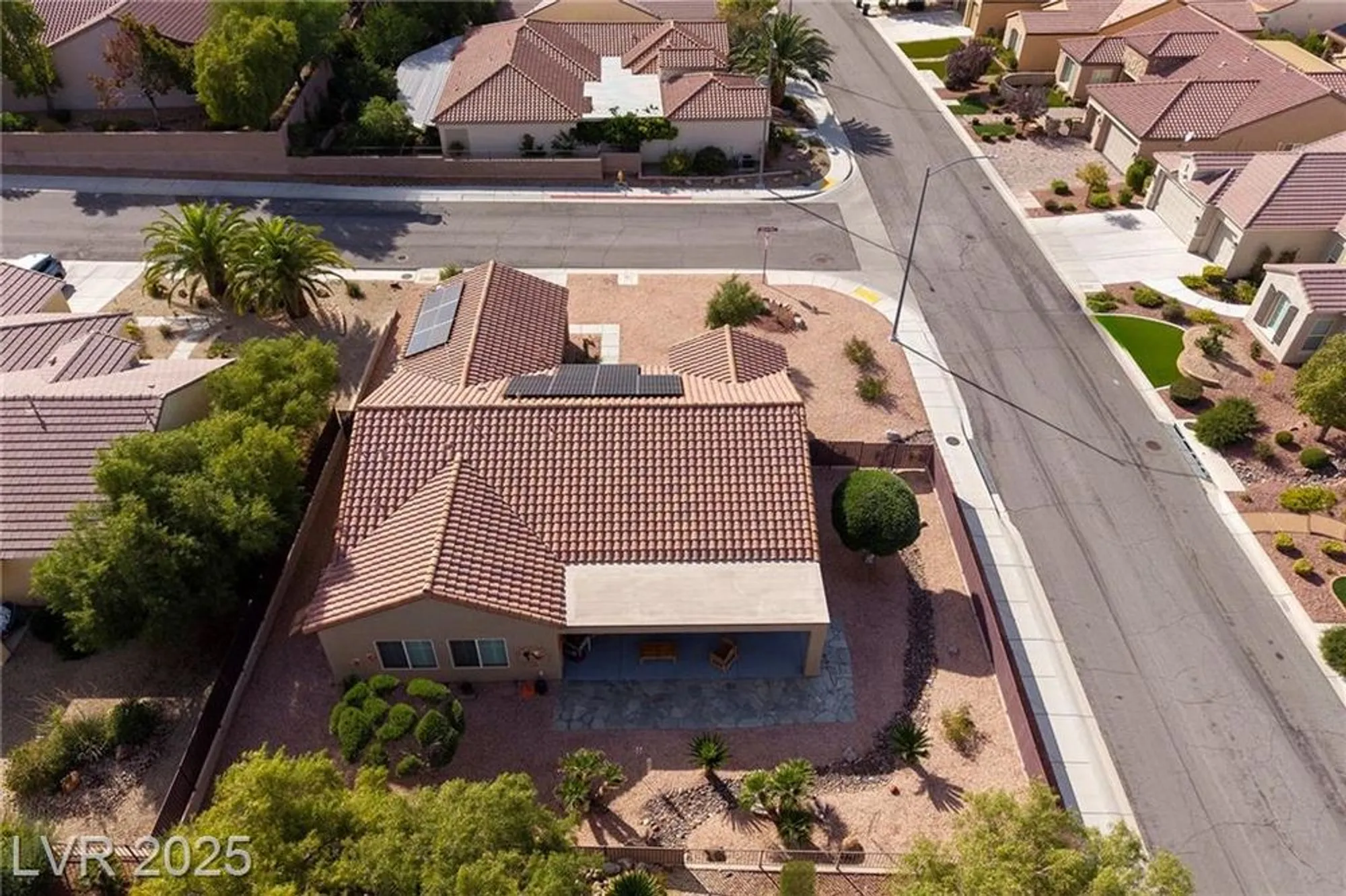 Property Slideshow image 28 of 41 | 2320 anderson park dr, Henderson, NV, 89044