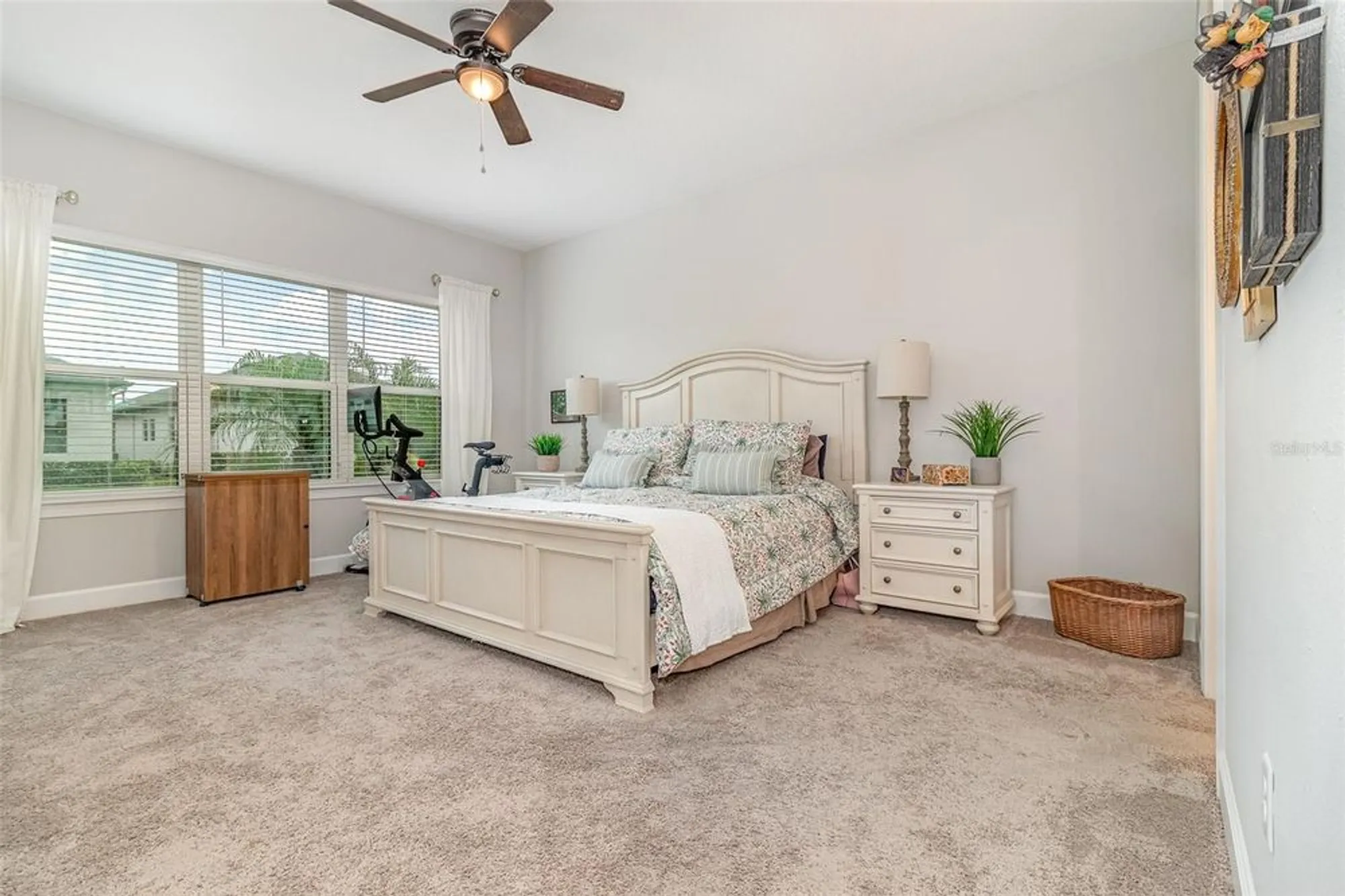 Property Slideshow image 9 of 22 | 2342 clemblue rd, Clermont, FL, 34715
