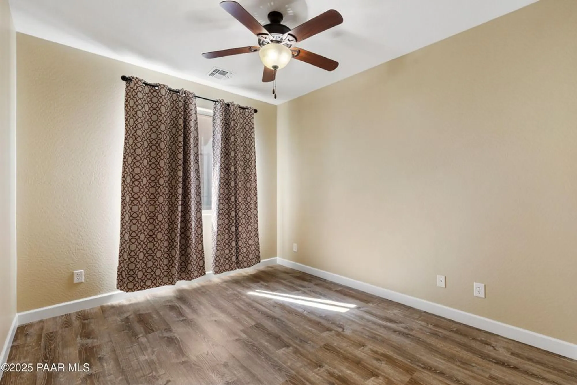 Property Slideshow image 5 of 26 | 2416 alberta way, Prescott, AZ, 86301