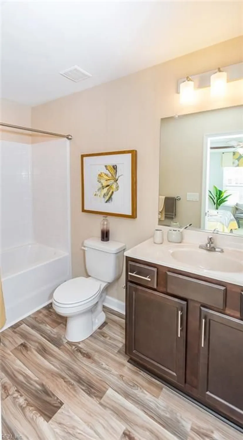 Property Slideshow image 21 of 40 | 1301 regal rd a, Suffolk, VA, 23434