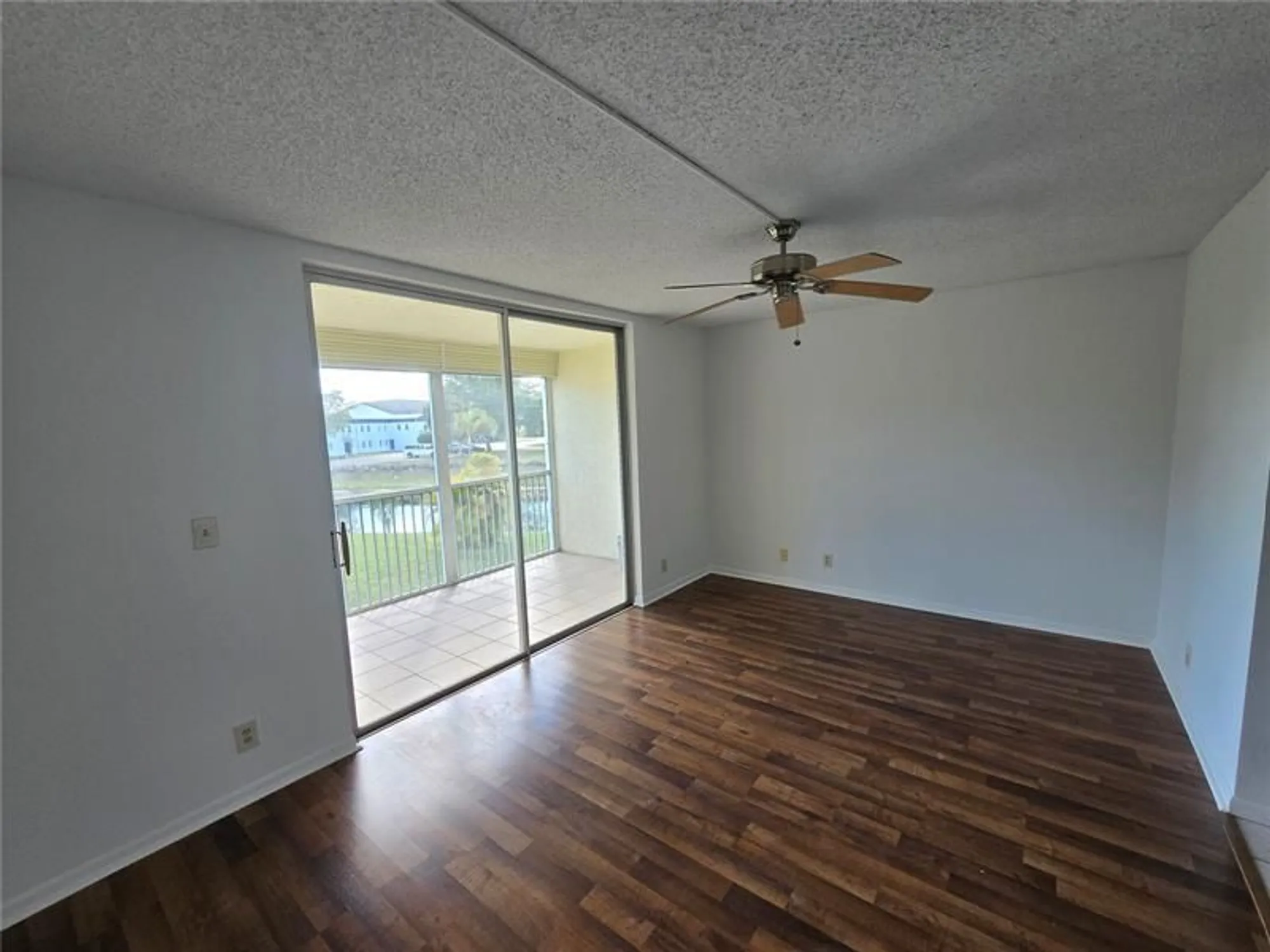 Property Slideshow image 9 of 31 | 6890 royal palm blvd 211h, Margate, FL, 33063
