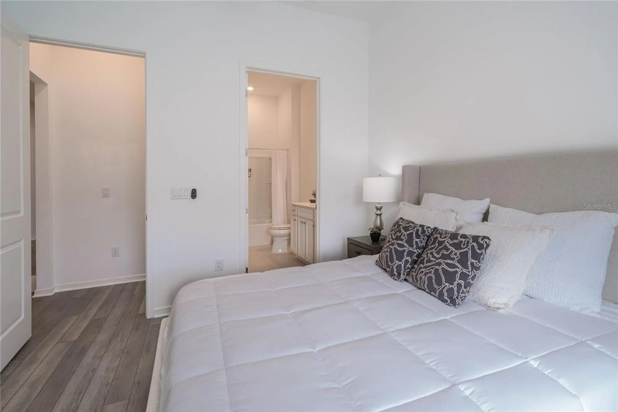 Property Slideshow image 33 of 68 | 18629 coastal shore ter, Land O Lakes, FL, 34638