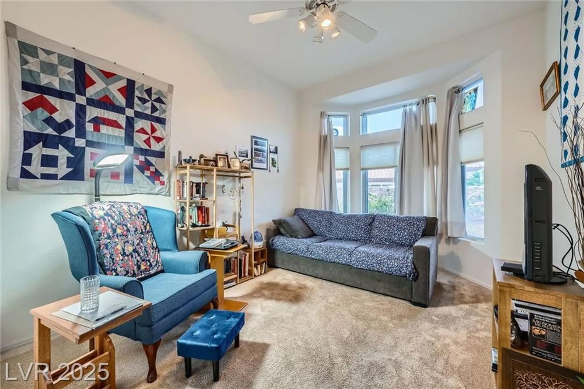 Property Slideshow image 18 of 28 | 2401 ocean edge ct, Las Vegas, NV, 89134