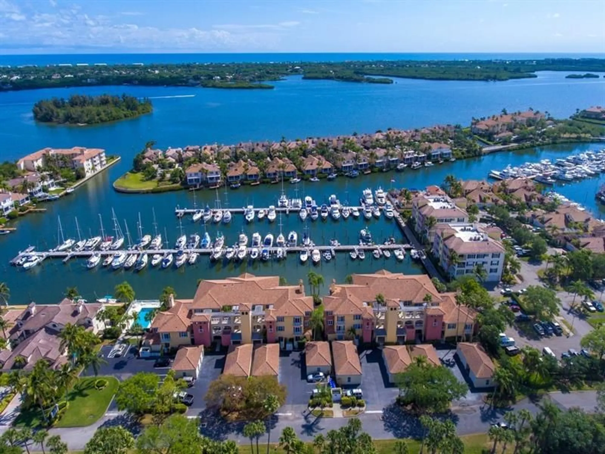 Property Slideshow image 17 of 33 | 5620 las brisas dr, Vero Beach, FL, 32967