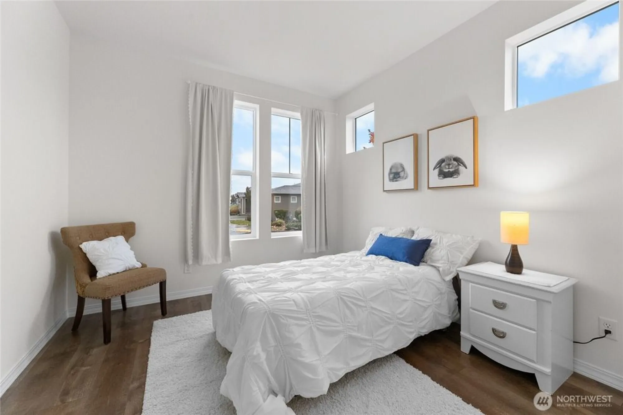 Property Slideshow image 5 of 33 | 22701 se 237th pl, Maple Valley, WA, 98038