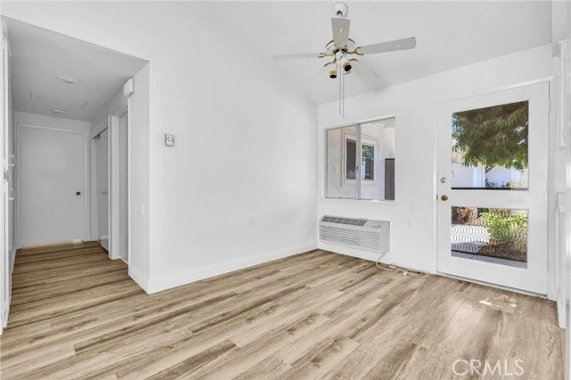 Property Slideshow image 8 of 20 | 2197 via mariposa e unit e b, Laguna Woods, CA, 92637