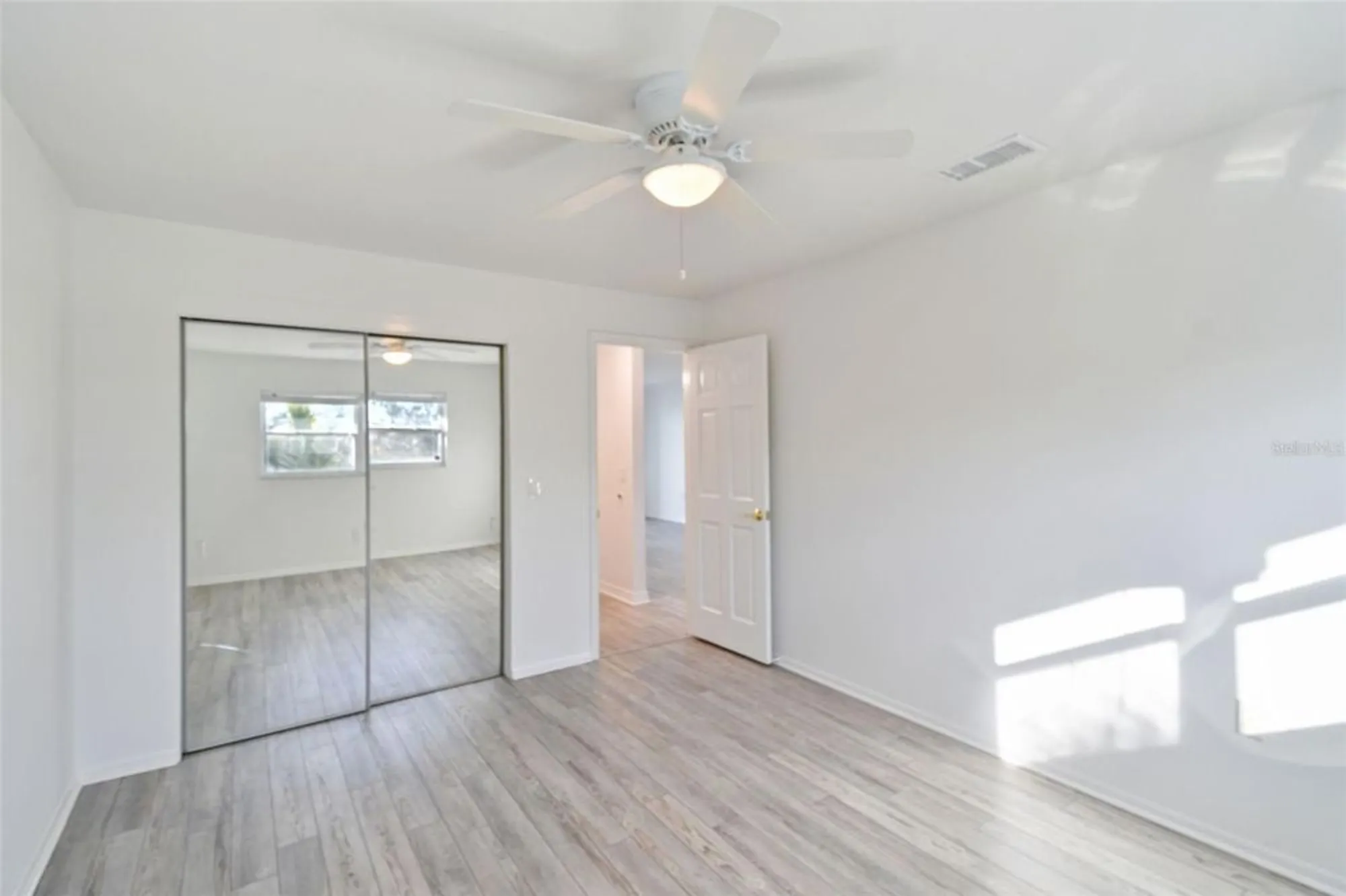 Property Slideshow image 25 of 71 | 5 gateshead dr 203, Dunedin, FL, 34698