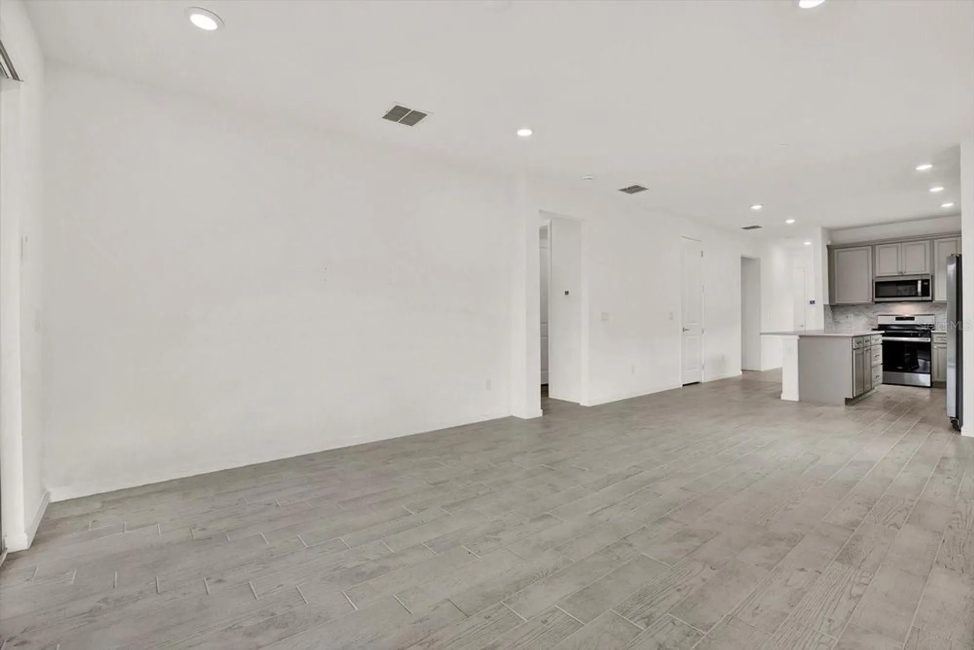 Property Slideshow image 6 of 42 | 6019 shorebird br, Land O Lakes, FL, 34638