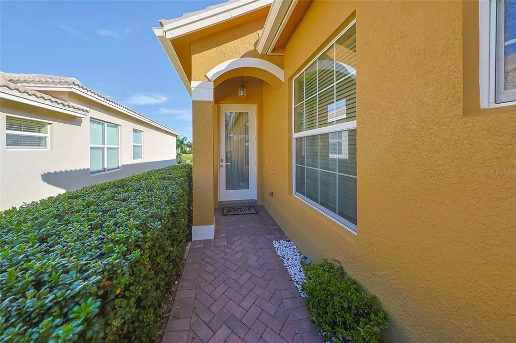 Property Slideshow image 10 of 67 | 15948 cobble mill dr, Wimauma, FL, 33598