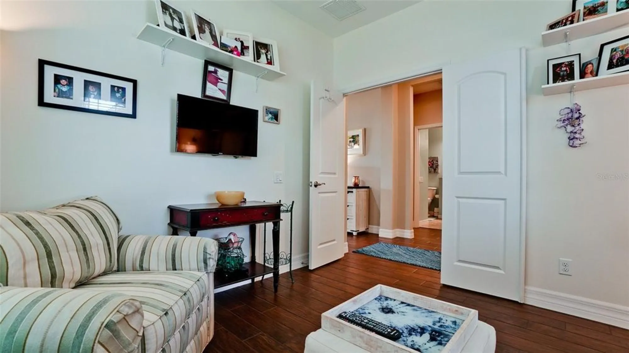 Property Slideshow image 8 of 29 | 1503 calle grand st, Bradenton, FL, 34209