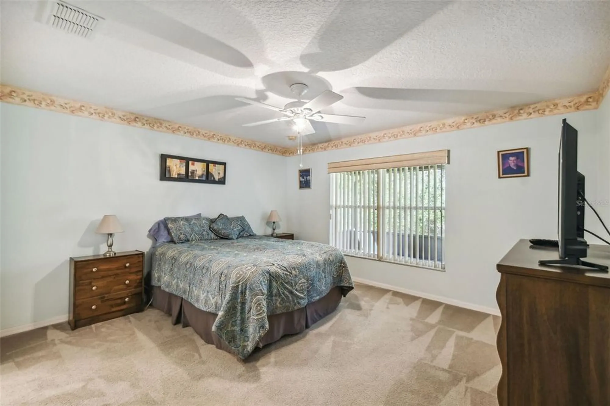 Property Slideshow image 17 of 47 | 200 grand canal dr, Kissimmee, FL, 34759