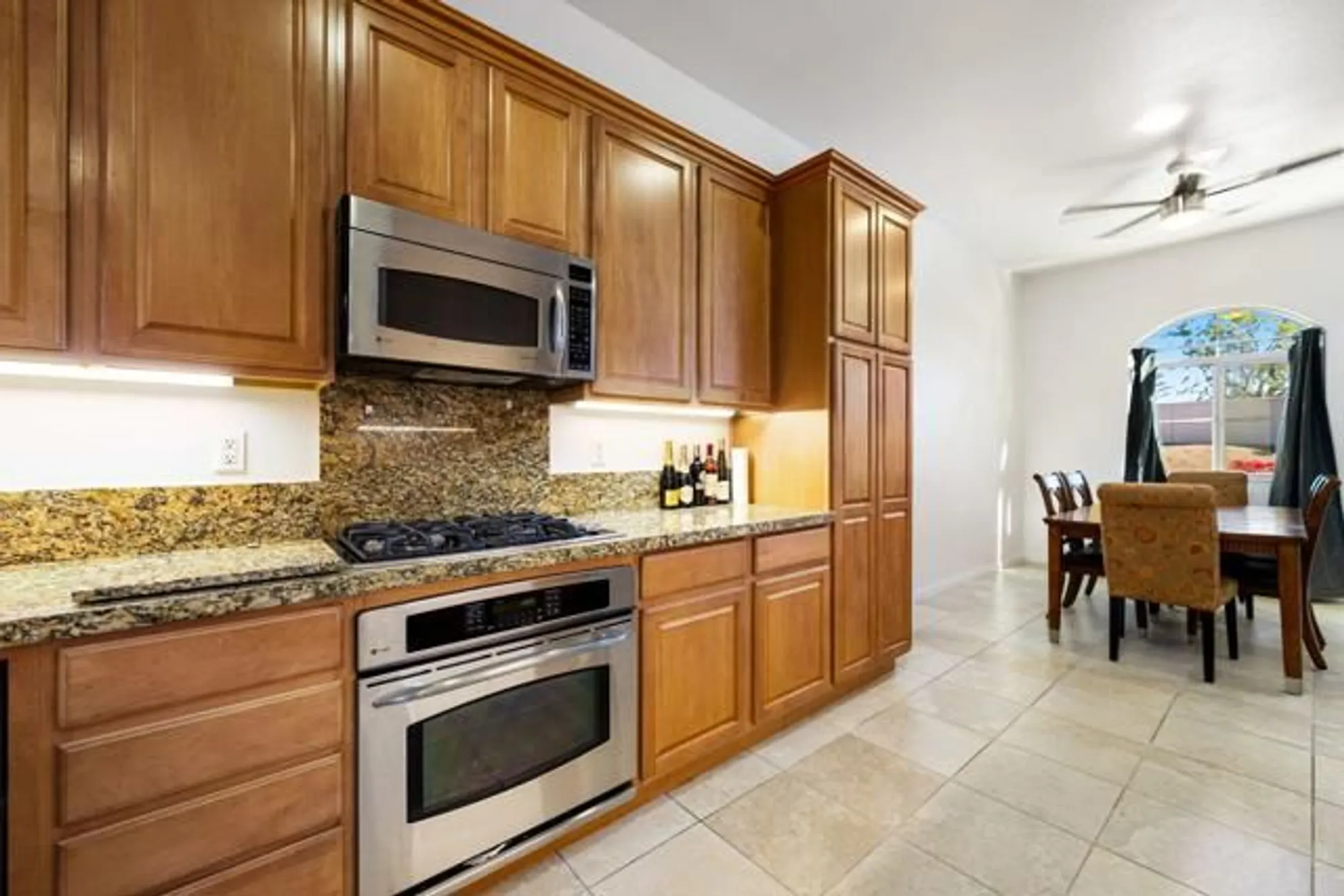 Property Slideshow image 14 of 40 | 40767 calle los osos, Indio, CA, 92203