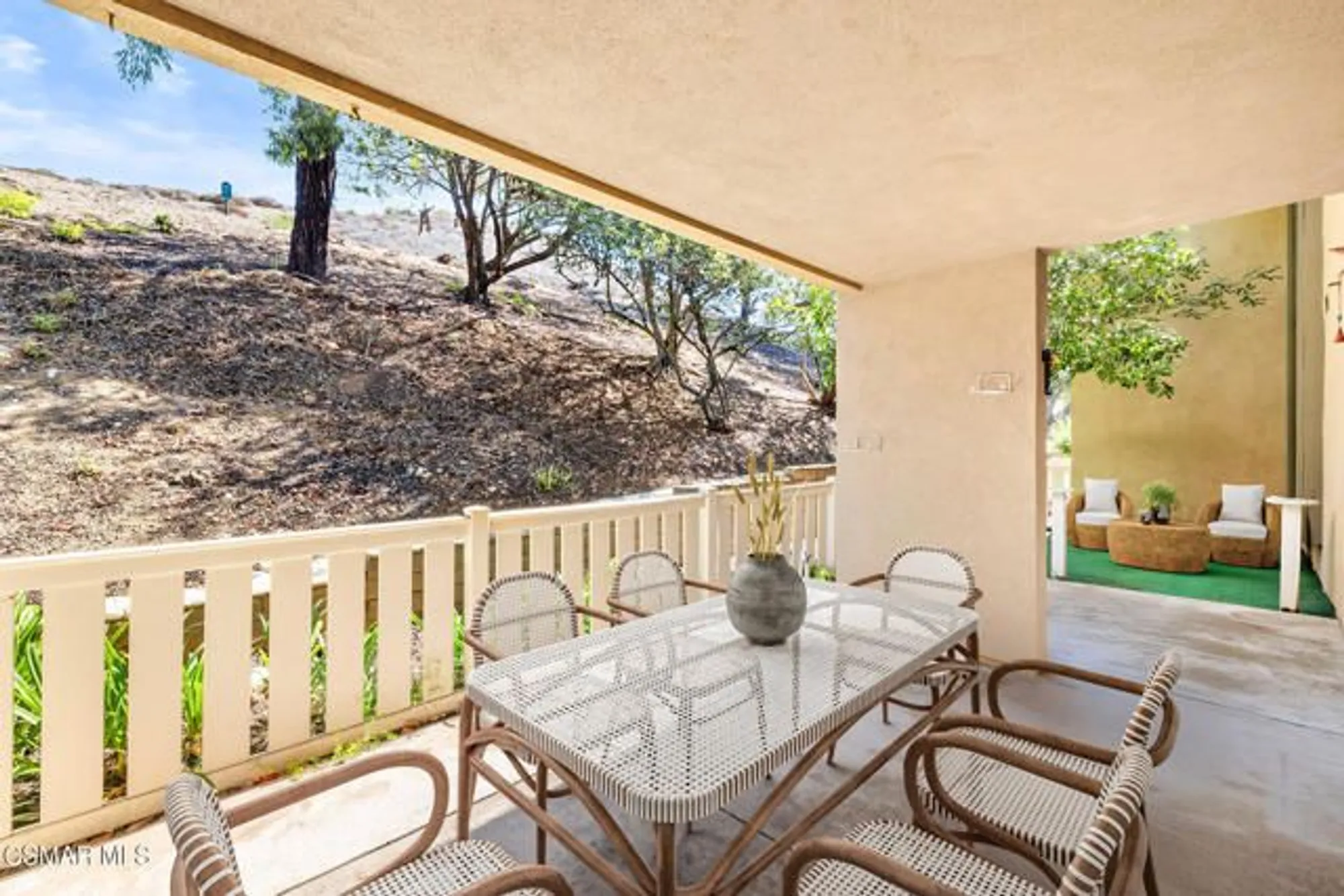 Property Slideshow image 36 of 62 | 224 oakleaf dr 105, Thousand Oaks, CA, 91360