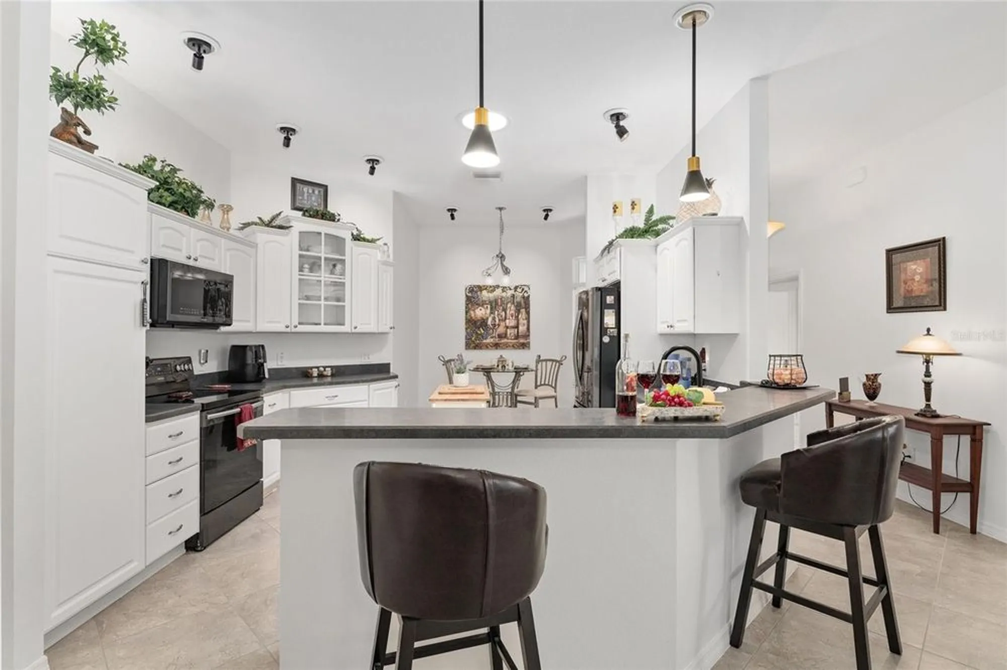 Property Slideshow image 15 of 47 | 506 deauville ct, The Villages, FL, 32163