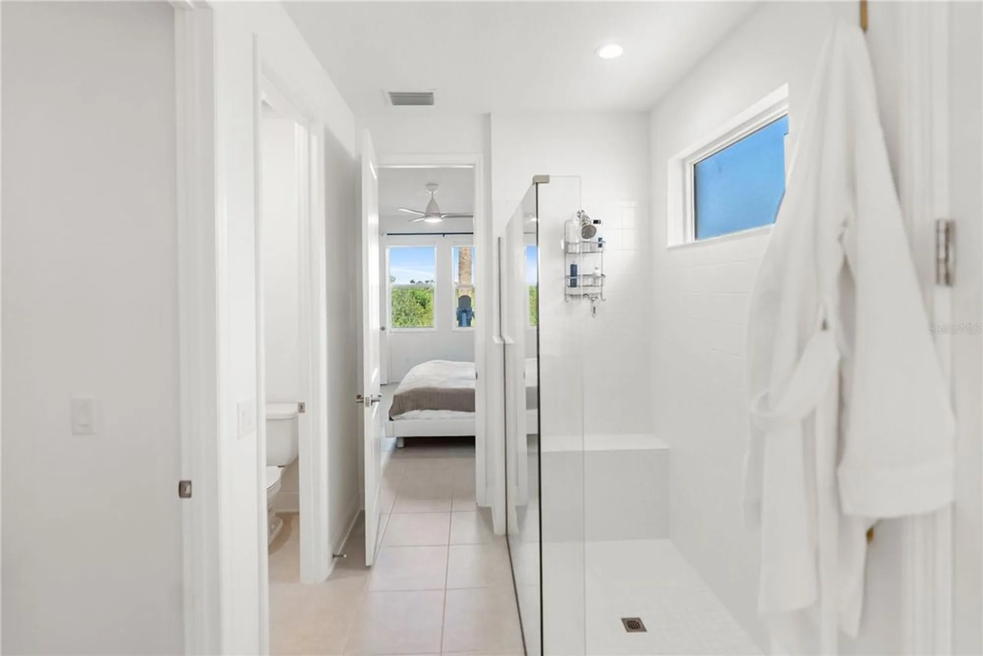 Property Slideshow image 25 of 100 | 16743 seraphic trl, Bradenton, FL, 34211