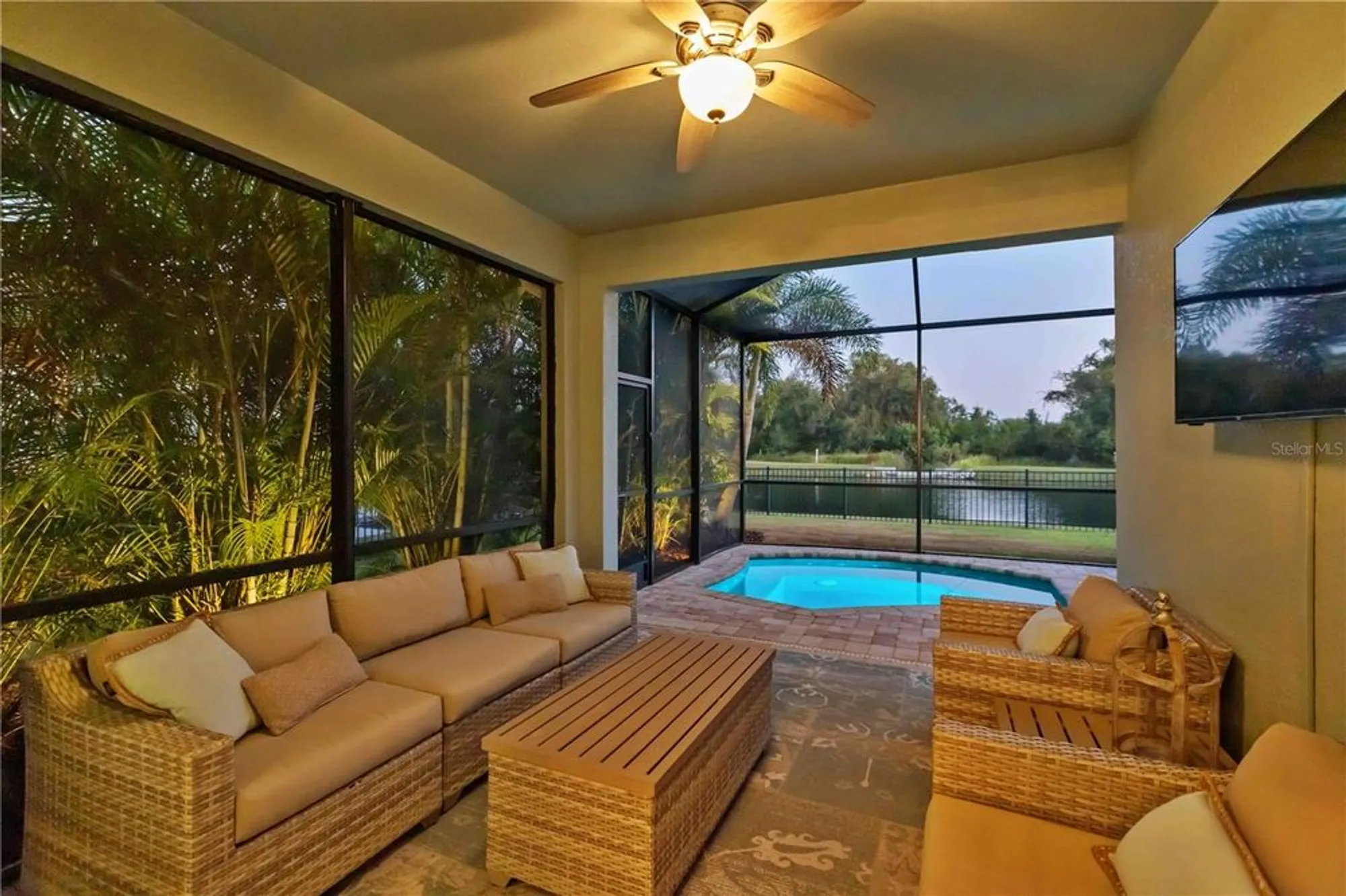 Property Slideshow image 23 of 27 | 11812 brookside dr, Bradenton, FL, 34211