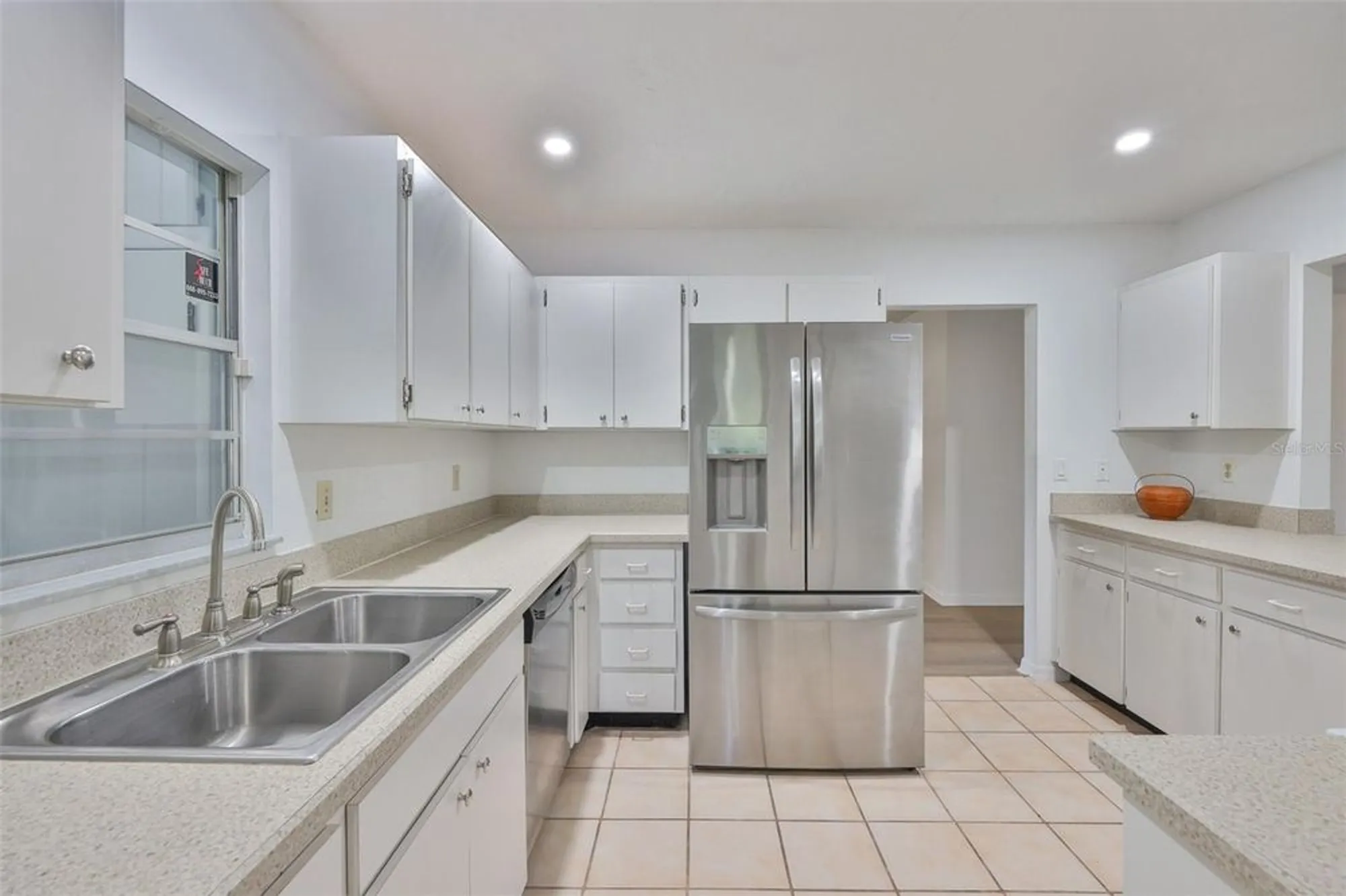 Property Slideshow image 19 of 47 | 1219 wild feather ln, Sun City Center, FL, 33573