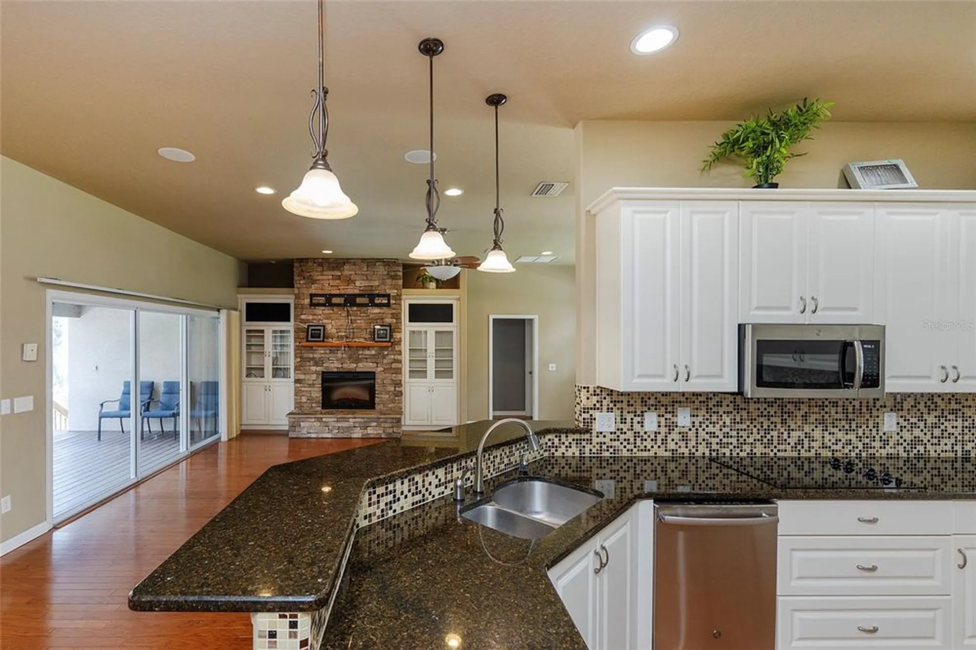 Property Slideshow image 31 of 66 | 6065 spruce point cir, Port Orange, FL, 32128