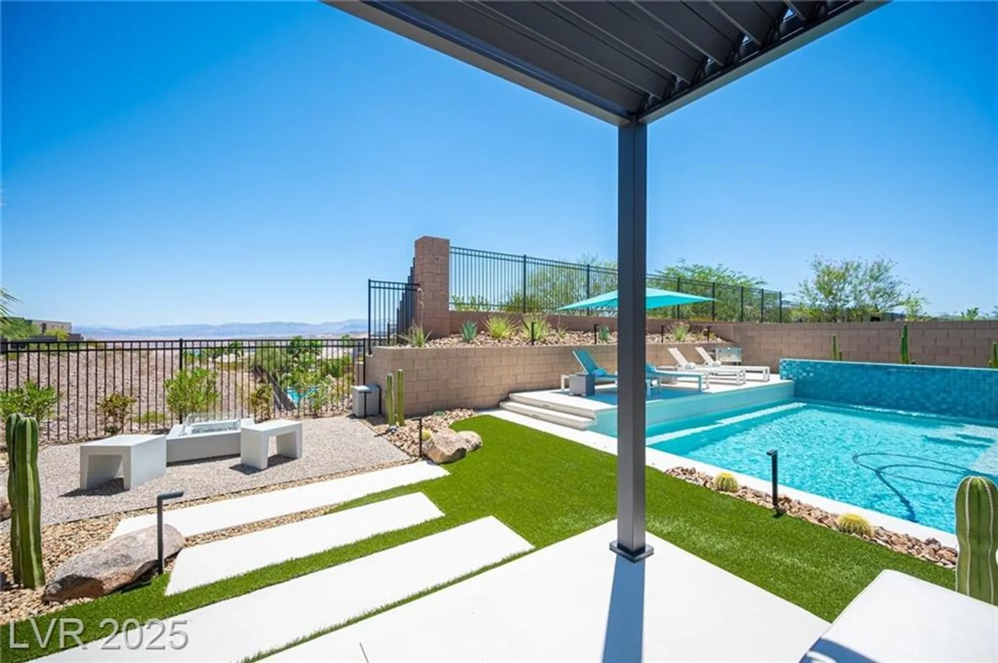 Property Slideshow image 15 of 66 | 29 reverie heights ave, Henderson, NV, 89011