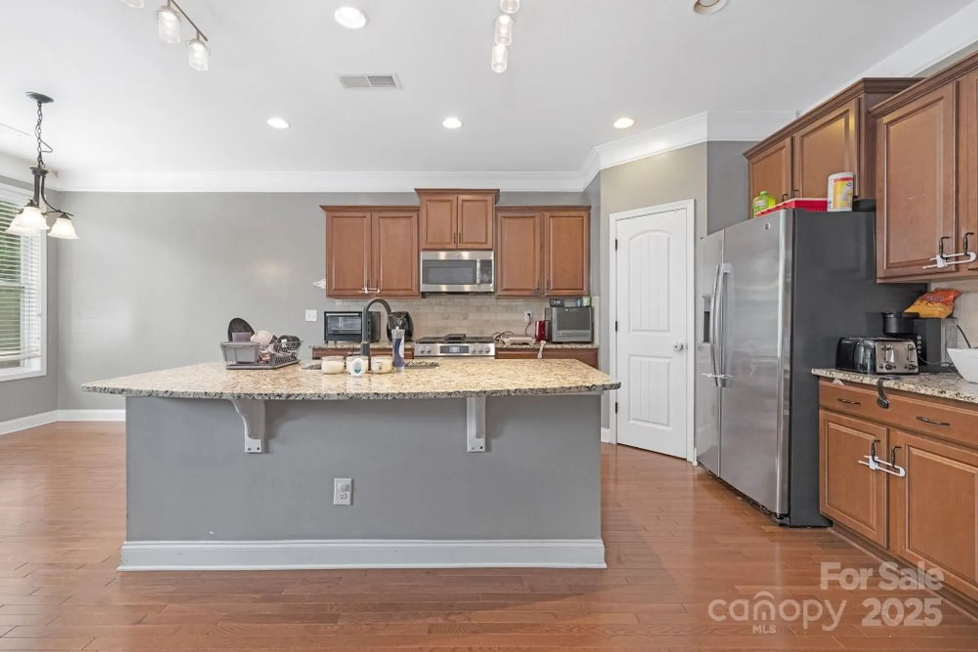 Property Slideshow image 16 of 25 | 5033 el molino dr, Charlotte, NC, 28214