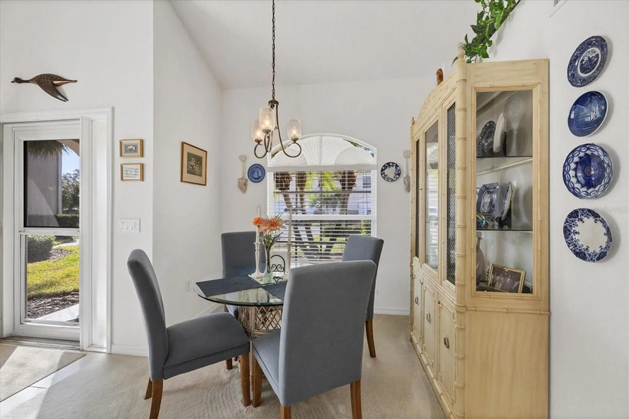 Property Slideshow image 9 of 55 | 7133 cedar hollow cir # 22-102, Bradenton, FL, 34203