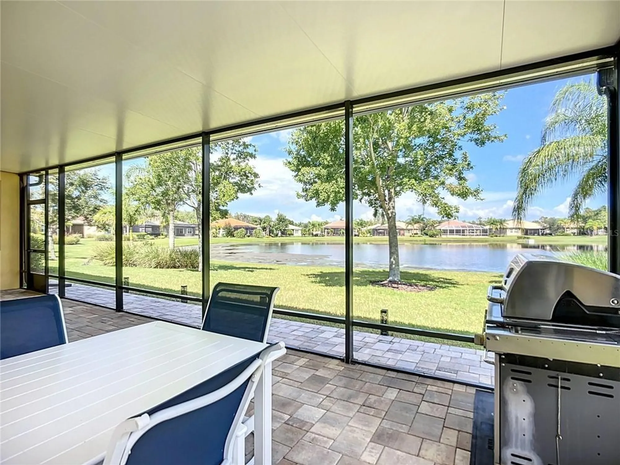 Property Slideshow image 47 of 74 | 16244 diamond bay dr, Wimauma, FL, 33598