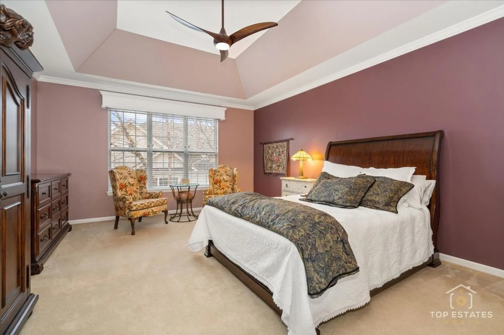 Property Slideshow image 18 of 43 | 1039 riviera dr # 1039, Elgin, IL, 60124