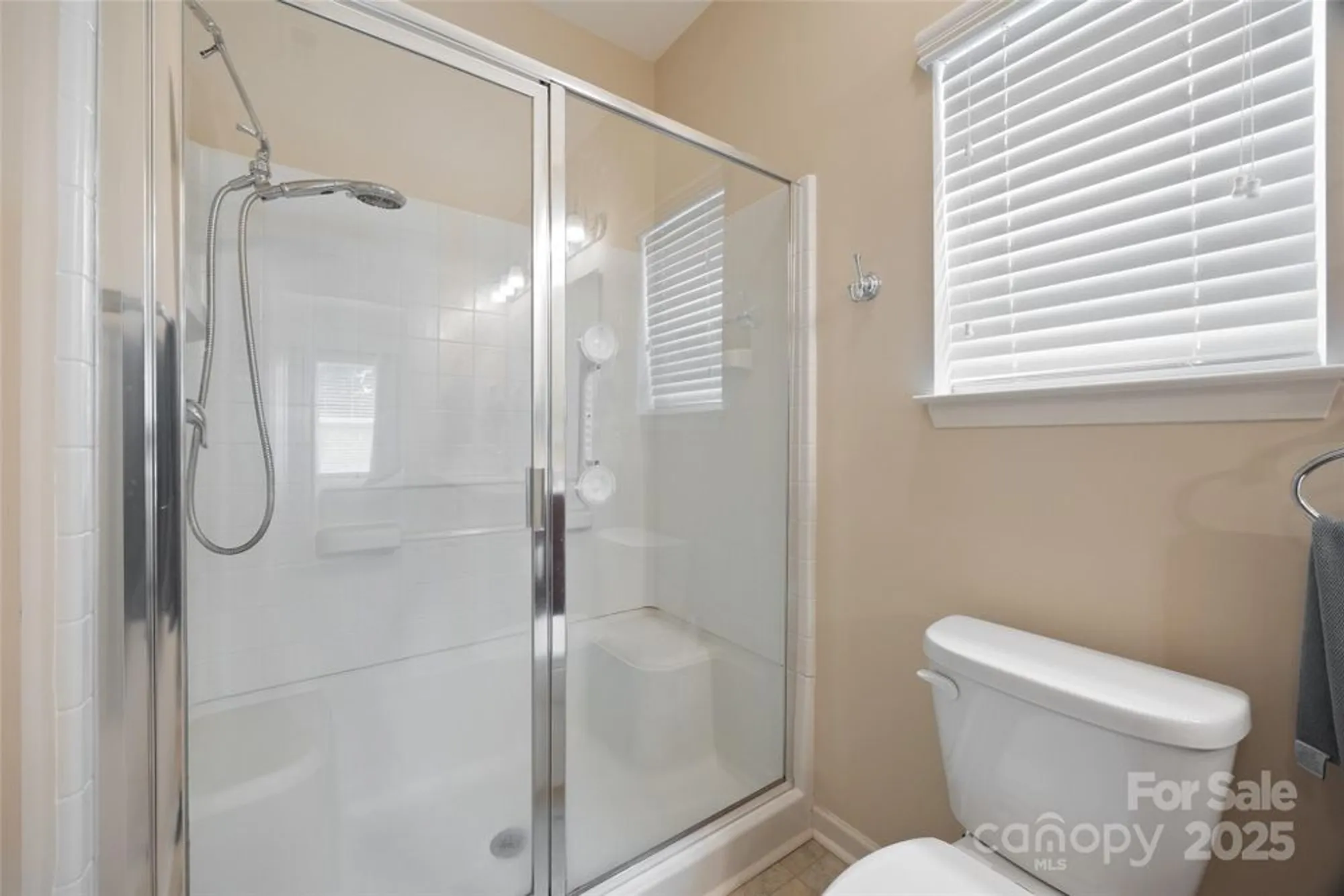 Property Slideshow image 17 of 47 | 24604 blue heron cir, Lancaster, SC, 29720