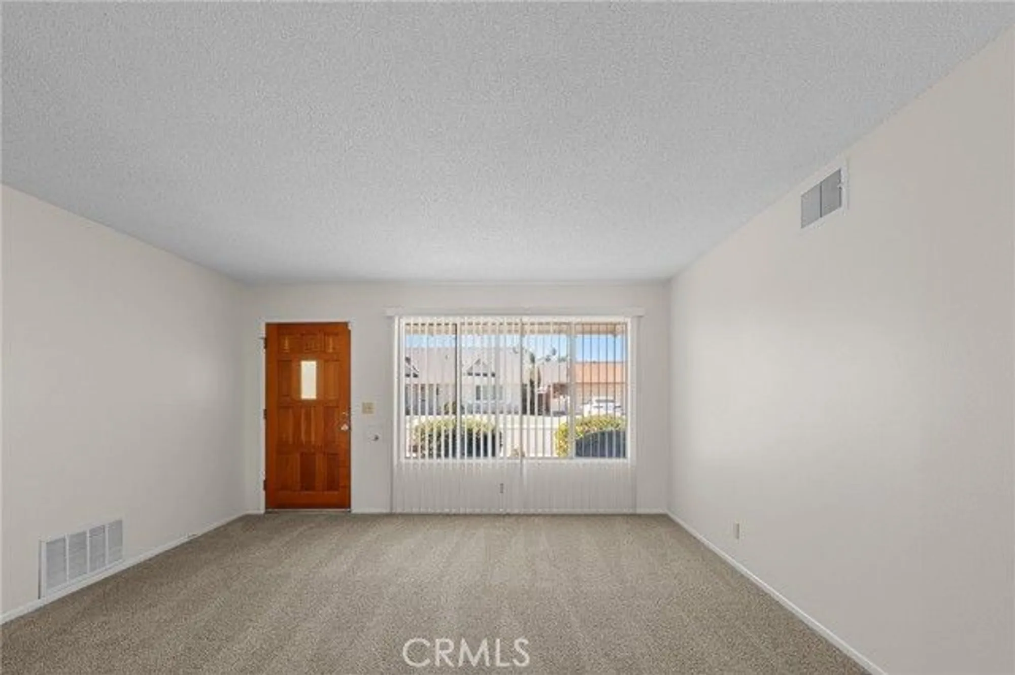 Property Slideshow image 9 of 30 | 1560 sandlewood dr, Hemet, CA, 92543