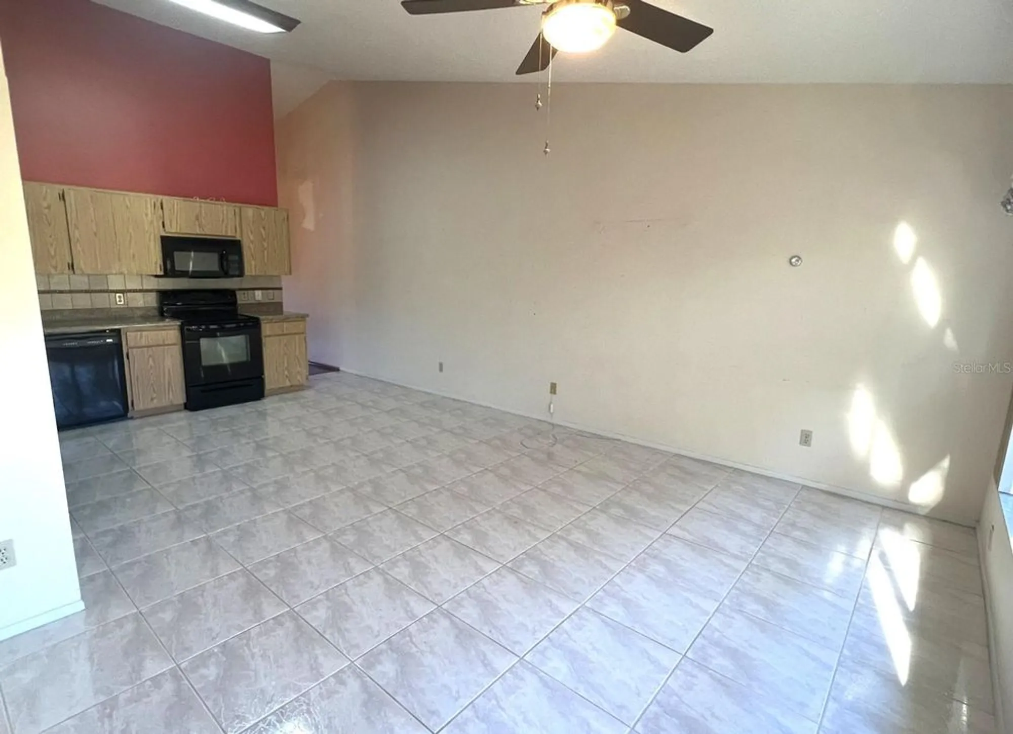 Property Slideshow image 14 of 52 | 2220 spanish dr 54, Clearwater, FL, 33763