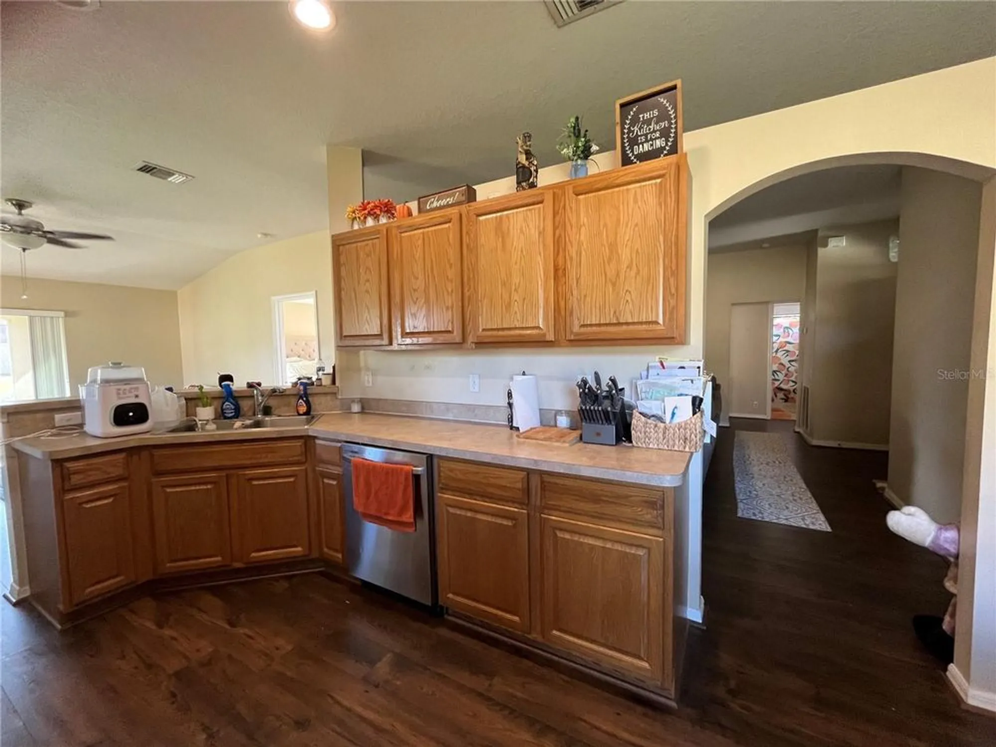 Property Slideshow image 9 of 63 | 3833 whistlewood cir, Lakeland, FL, 33811