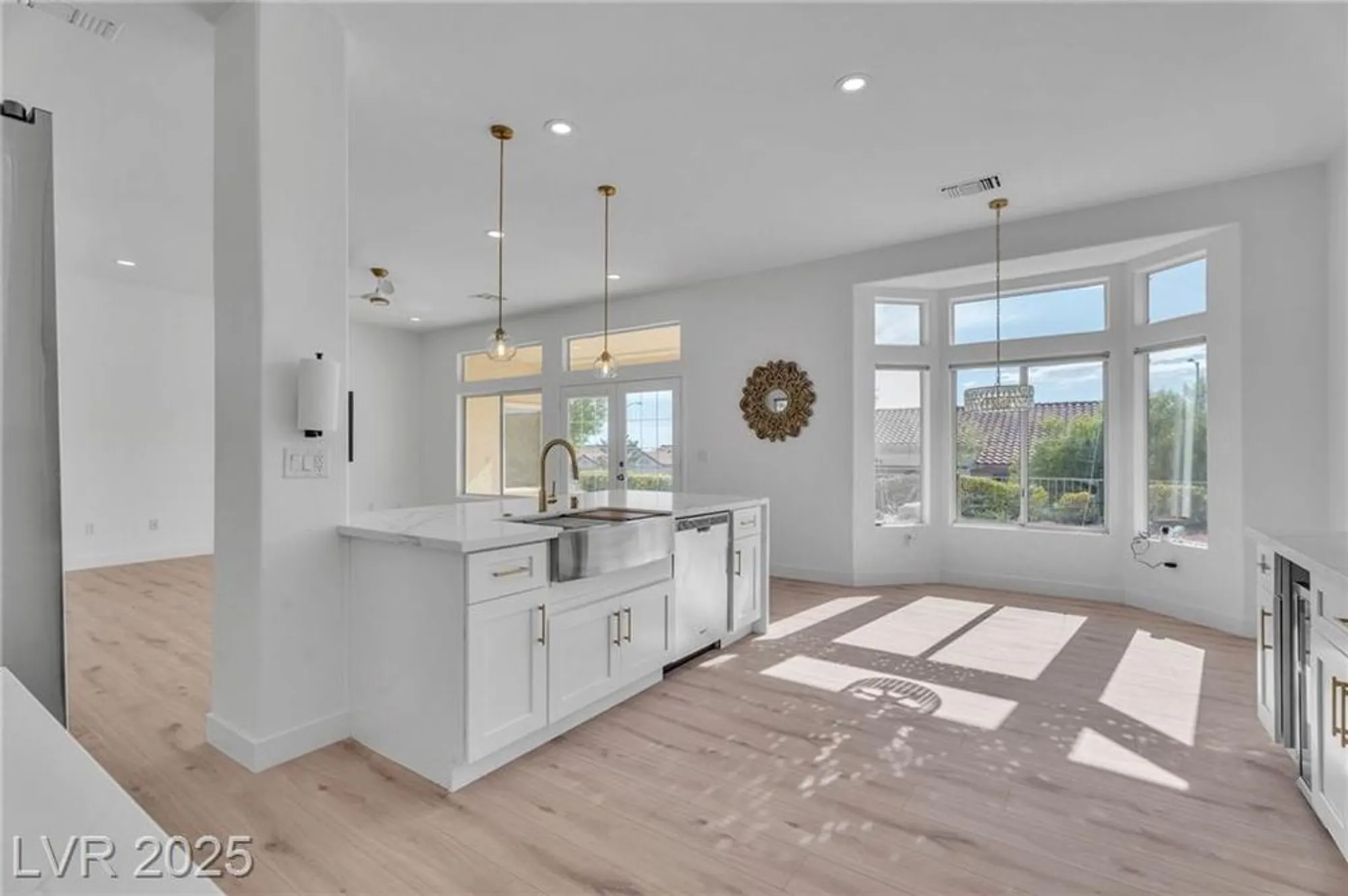 Property Slideshow image 3 of 35 | 2652 youngdale dr, Las Vegas, NV, 89134