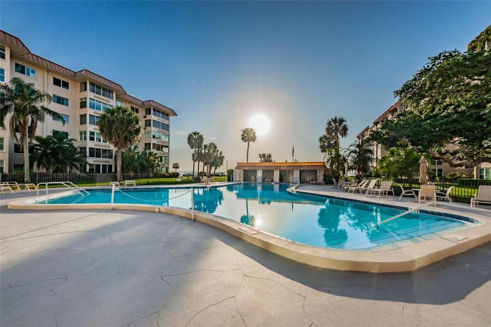 Property Slideshow image 45 of 57 | 634 edgewater dr 644, Dunedin, FL, 34698