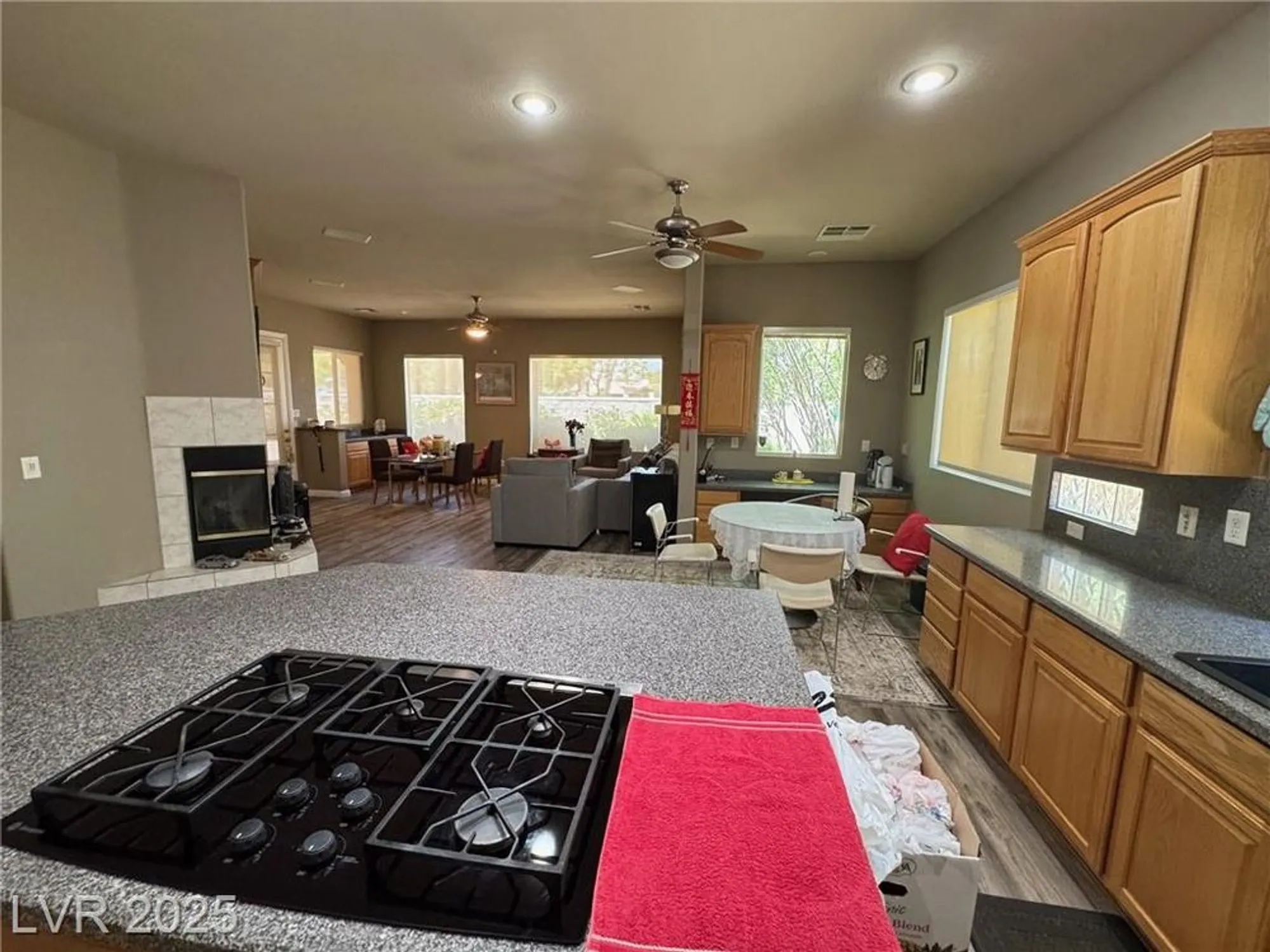 Property Slideshow image 11 of 47 | 4507 denaro dr, Las Vegas, NV, 89135