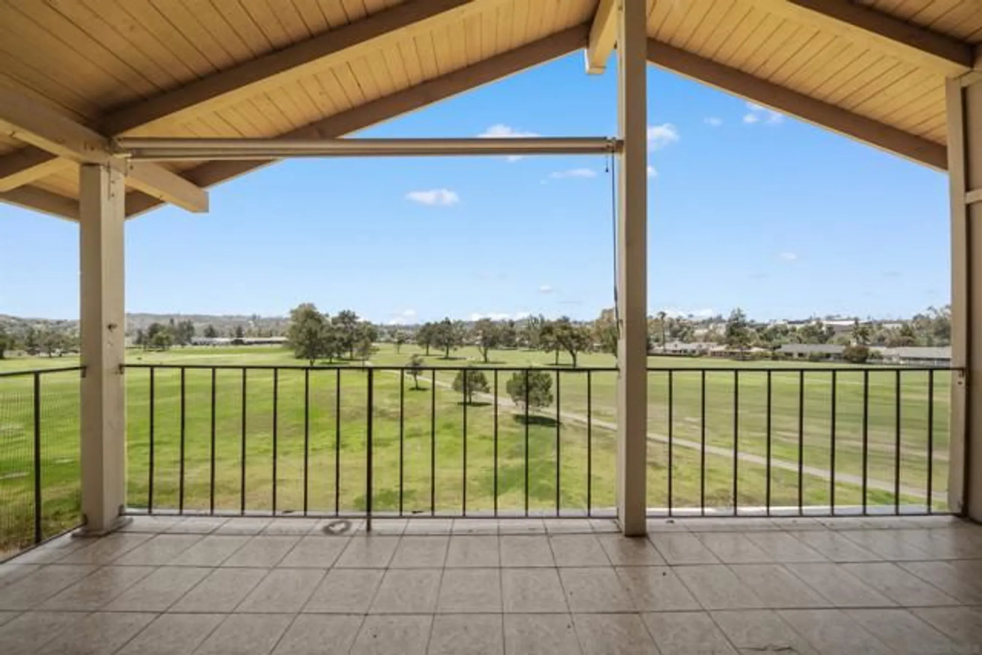 Property Slideshow image 29 of 50 | 1940 fairway circle dr, San Marcos, CA, 92078