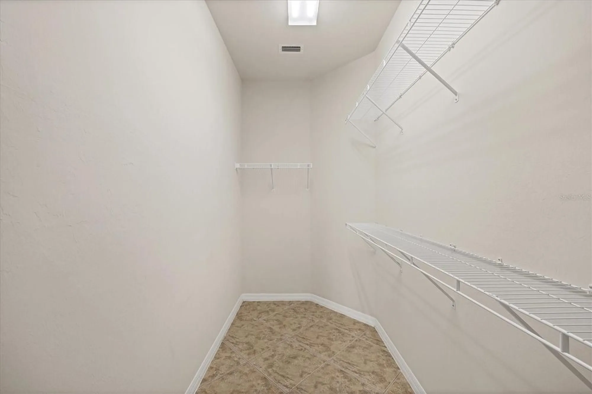 Property Slideshow image 23 of 63 | 19138 kirella st, Venice, FL, 34293