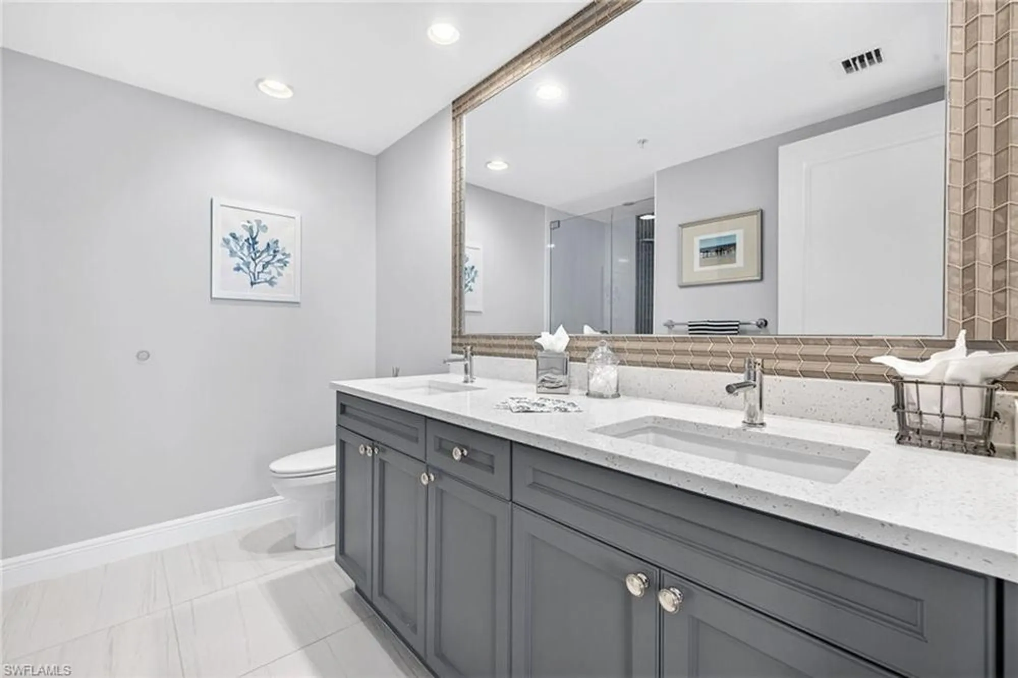 Property Slideshow image 24 of 50 | 23850 via italia cir 1105, Estero, FL, 34134
