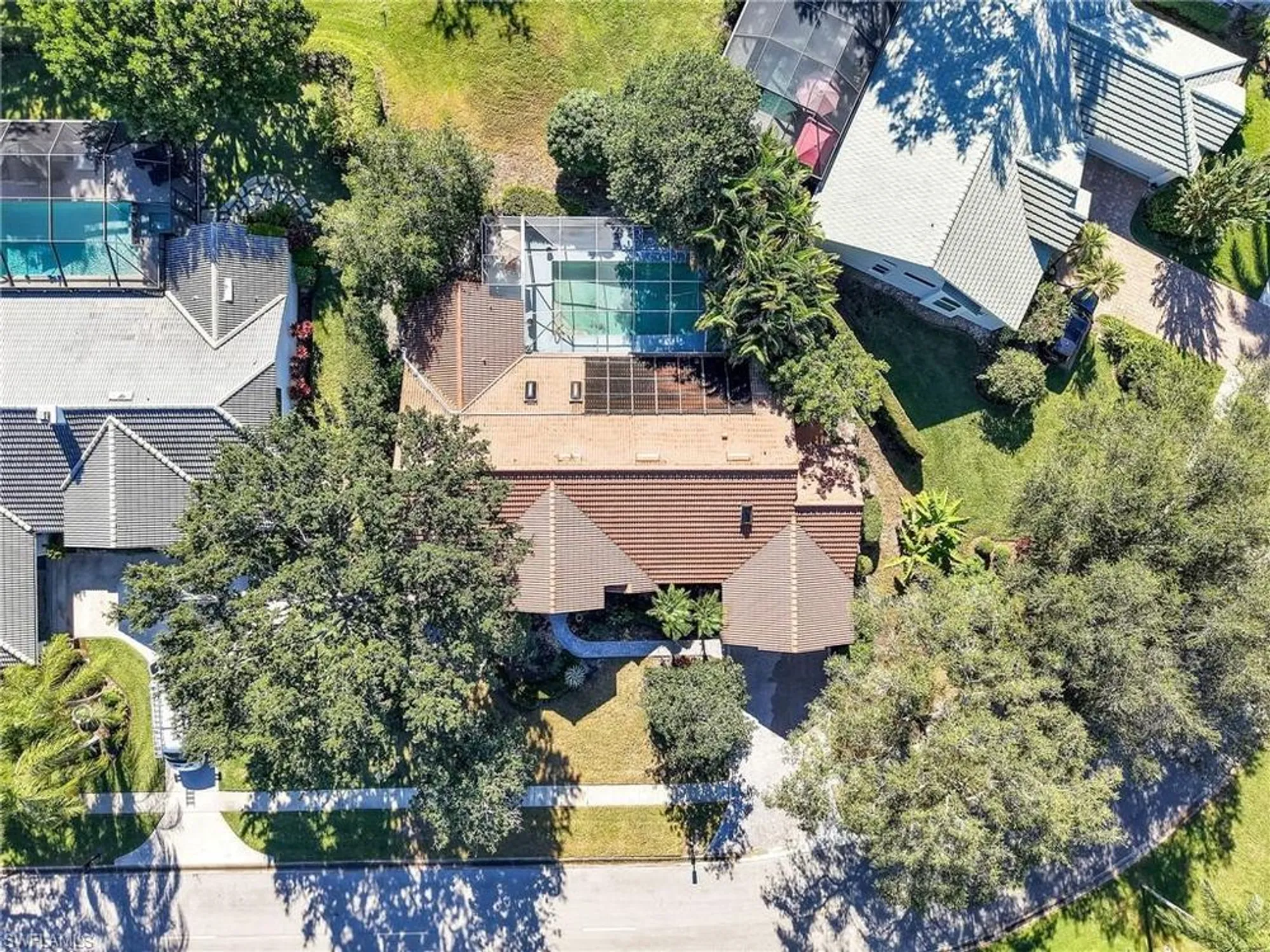 Property Slideshow image 4 of 50 | 232 silverado dr, Naples, FL, 34119