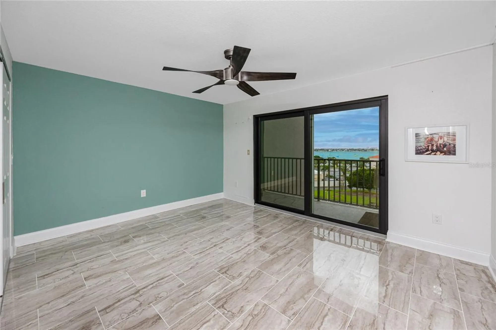 Property Slideshow image 34 of 54 | 7300 sun island dr 706, South Pasadena, FL, 33707