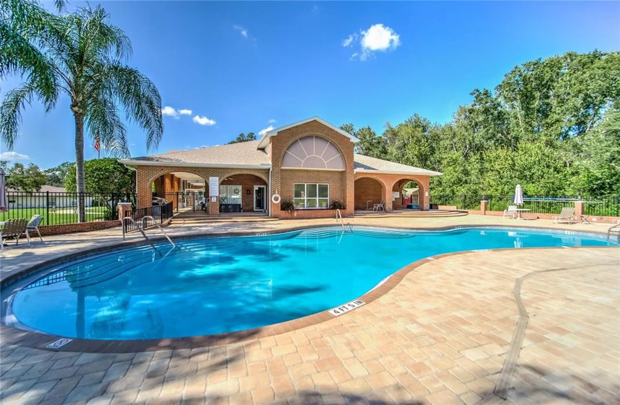 Property Slideshow image 55 of 71 | 6320 silver lakes dr, Lakeland, FL, 33810